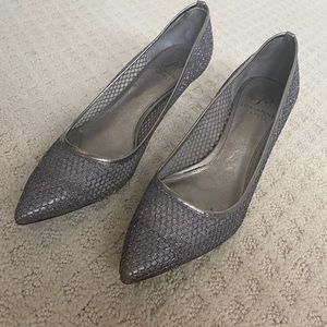 ADRIANA PAPELL Silver heels
